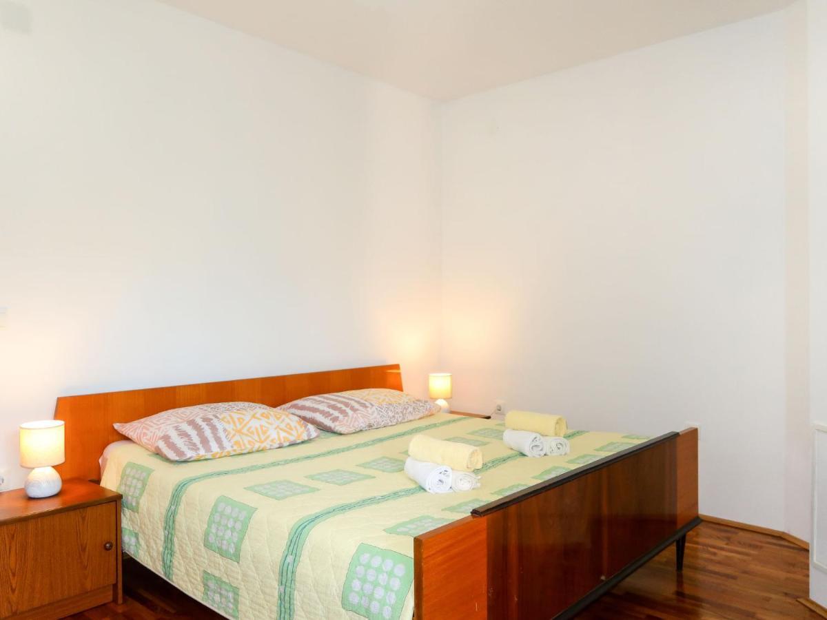 Apartment Vera - Mlk326 By Interhome Malinska Esterno foto